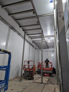 Structure de support à tuyaux
